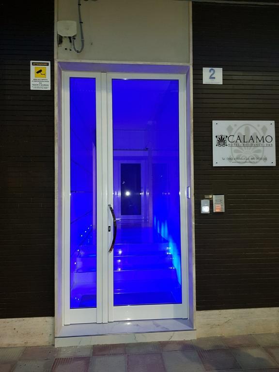 Calamo -Hotel -Residence- B&B 维博瓦伦蒂亚 外观 照片